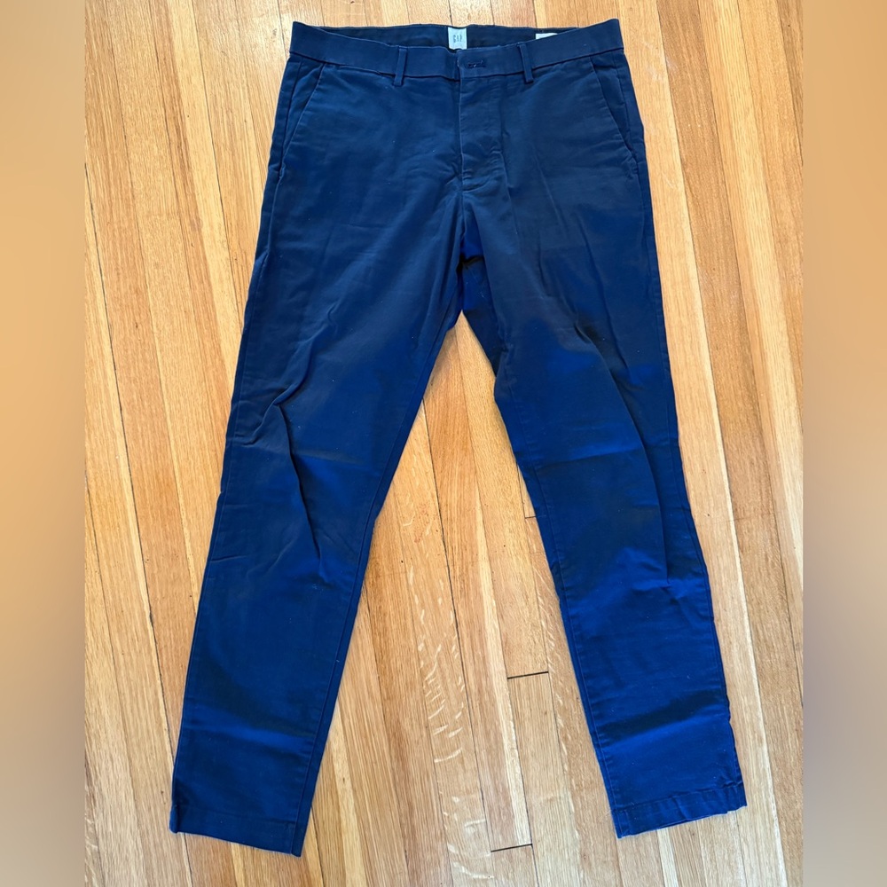 Gap Navy Blue Chino Pant Athletic Fit 33x34
